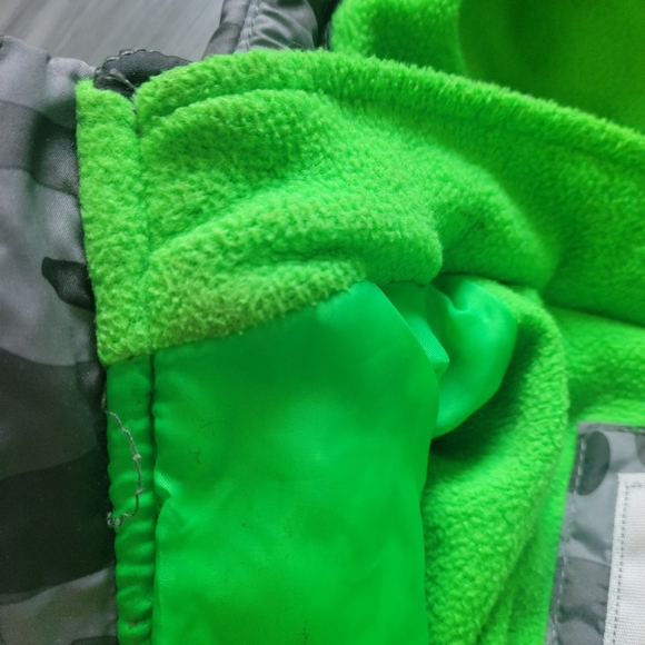 COPY - CARTER'S Camo Puffer Jacket...18 months - Picture 6 of 6